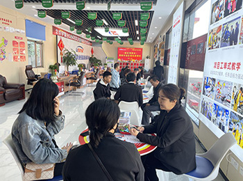 ������ͨ����ѧУ���ȱ����ֳ�