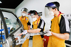 �����ӽ�ʵѵ