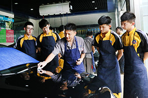 �������ݶƾ�ʵѵ