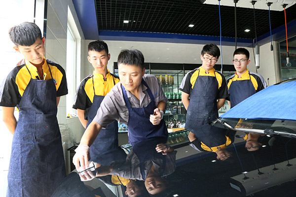 �������ݶƾ�ʵѵ