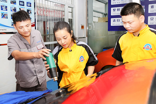 ����ǰ����Ĥʵѵ