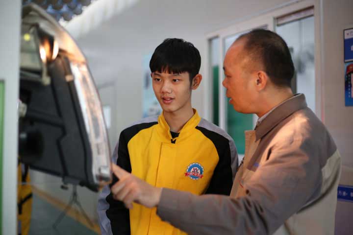 ������·ʾ�̰�ʵѵ