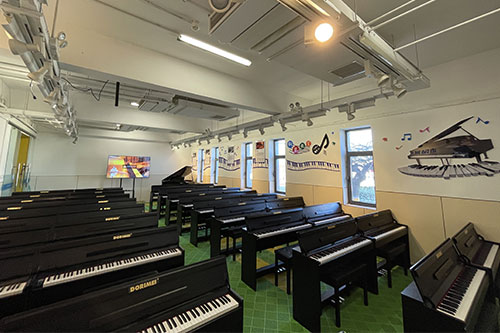 ���ٽ���