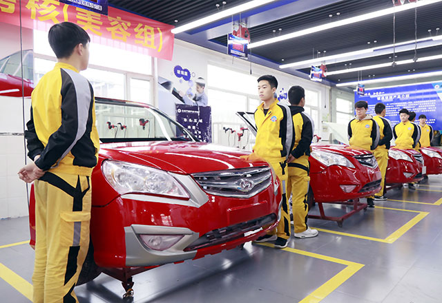 ��ǰǿ��_������ͨ������ѵѧУ