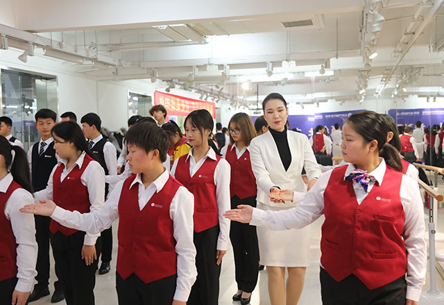 ��������_������ͨ������ѵѧУ